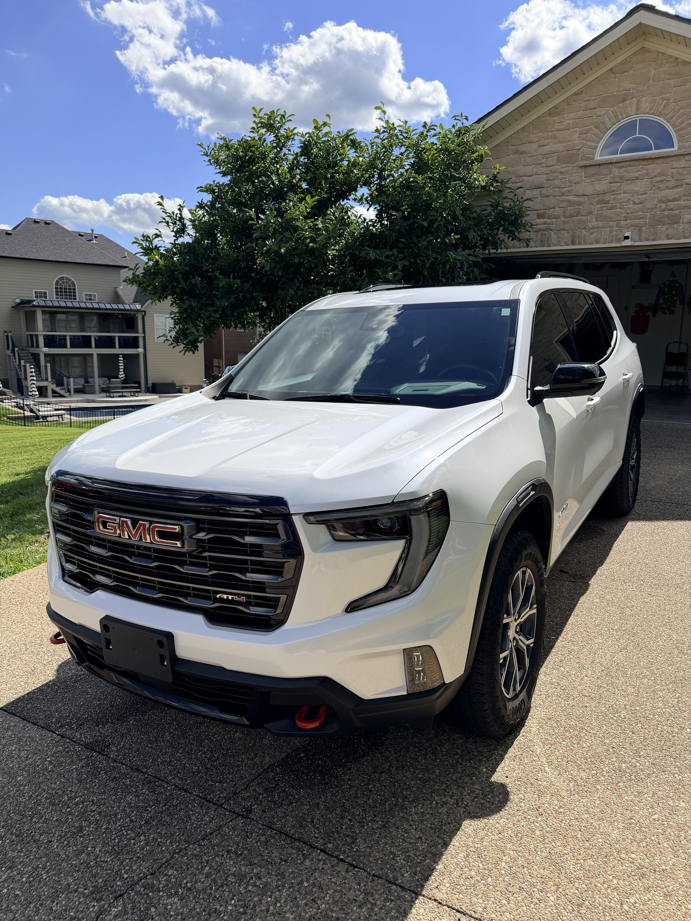 Acadia Exterior